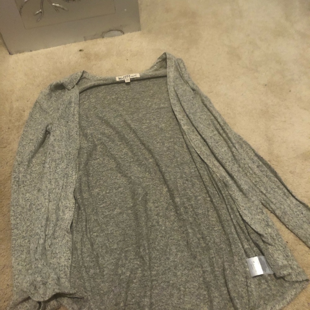 Grey cardigan